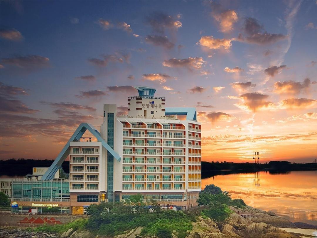 Mohang Haenaru Family Hotel Landkreis Landkreis Buan Zimmer foto