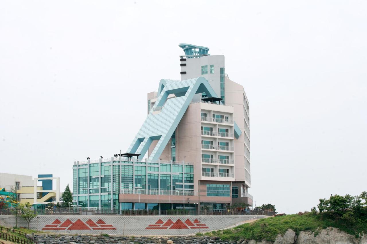 Mohang Haenaru Family Hotel Landkreis Landkreis Buan Exterior foto